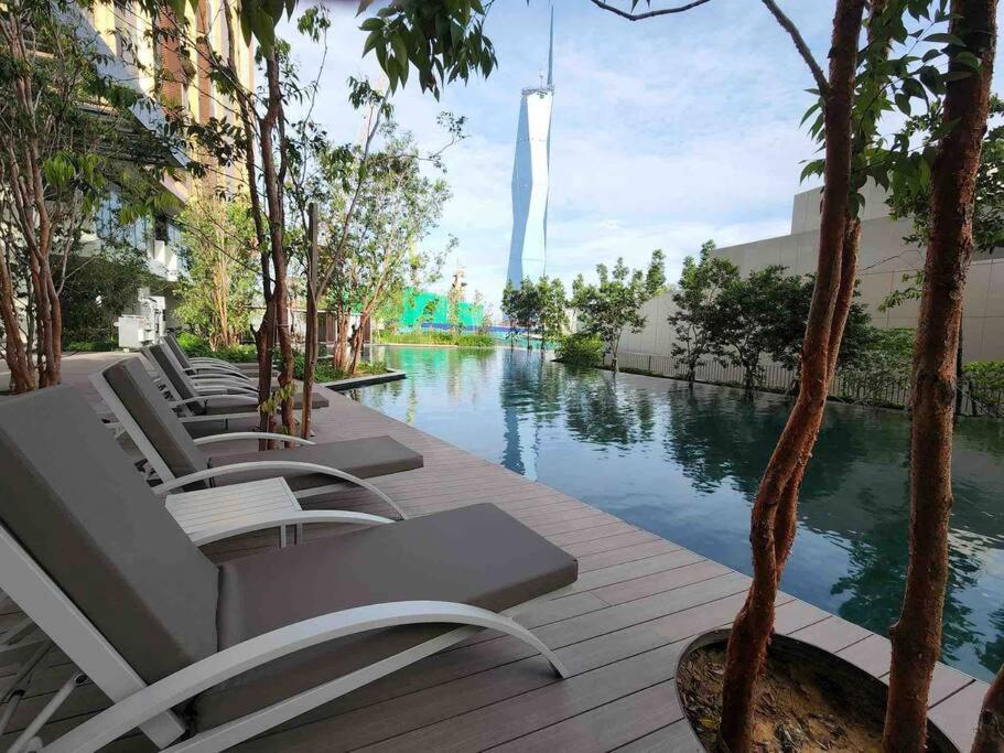 Infinity Pool/ Lucentia Bbcc, Near Lalaport, Pnb118, Klcc Apartment Kuala Lumpur Exterior photo