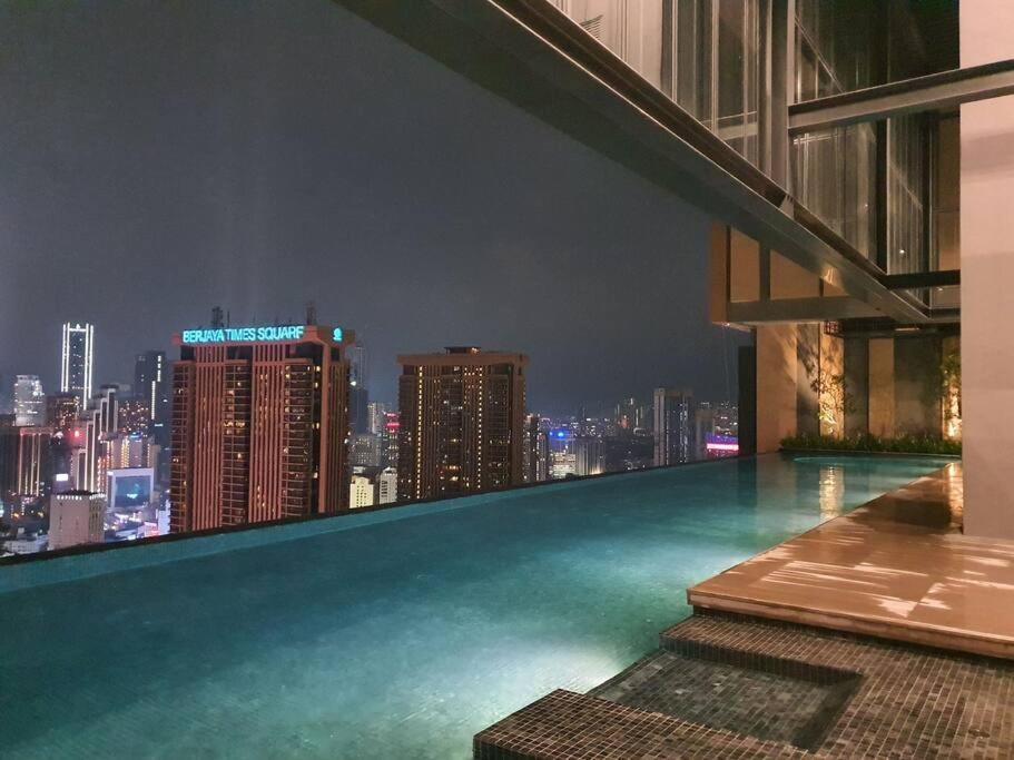Infinity Pool/ Lucentia Bbcc, Near Lalaport, Pnb118, Klcc Apartment Kuala Lumpur Exterior photo