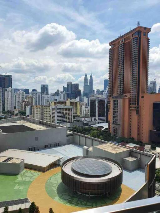 Infinity Pool/ Lucentia Bbcc, Near Lalaport, Pnb118, Klcc Apartment Kuala Lumpur Exterior photo